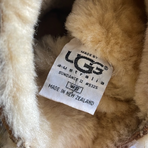 UGG Boots - Picture 6 of 8